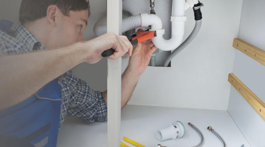 Professional same day plumber in Centerpoint, IN
